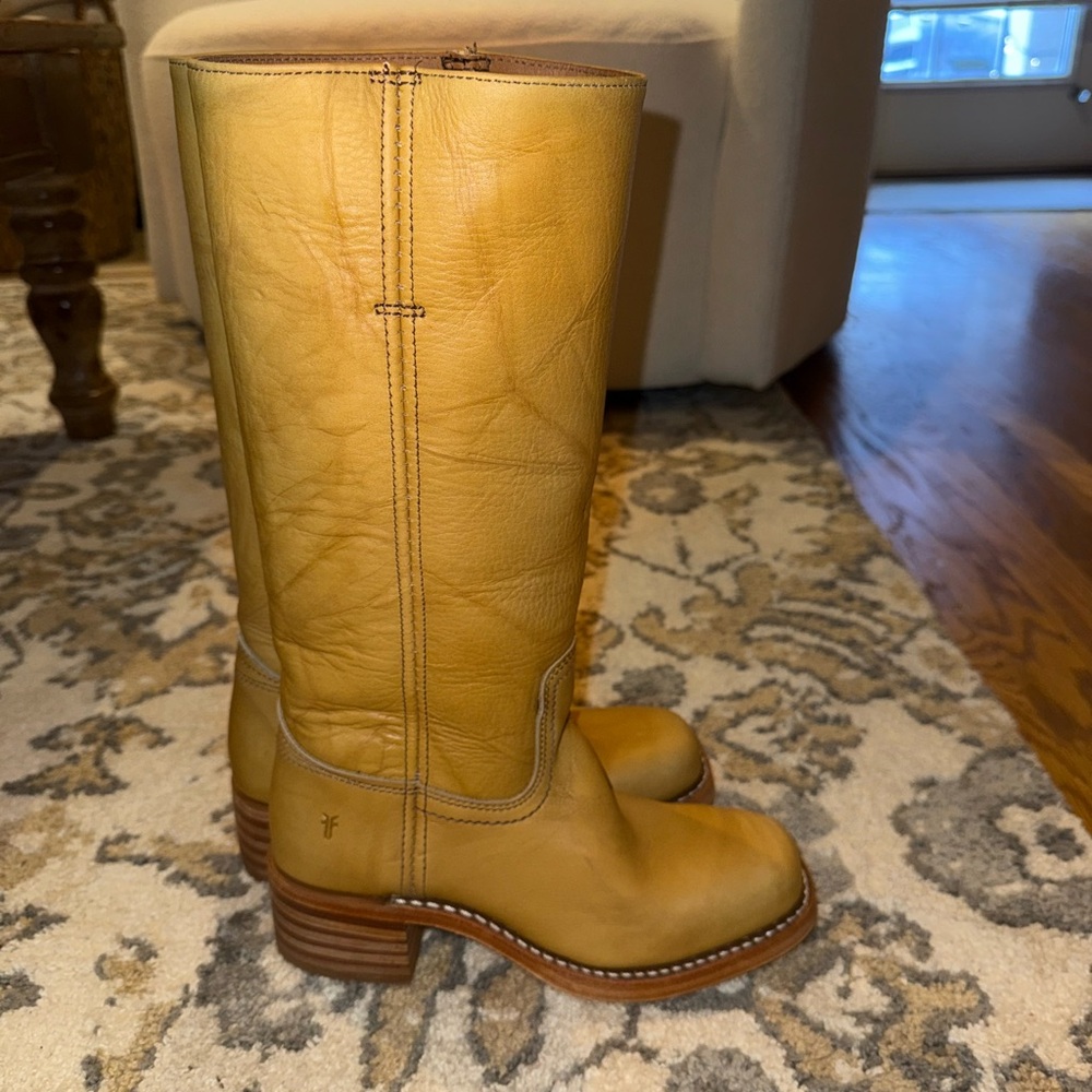 BRAND NEW Frye Campus boots in banana w/ original box!